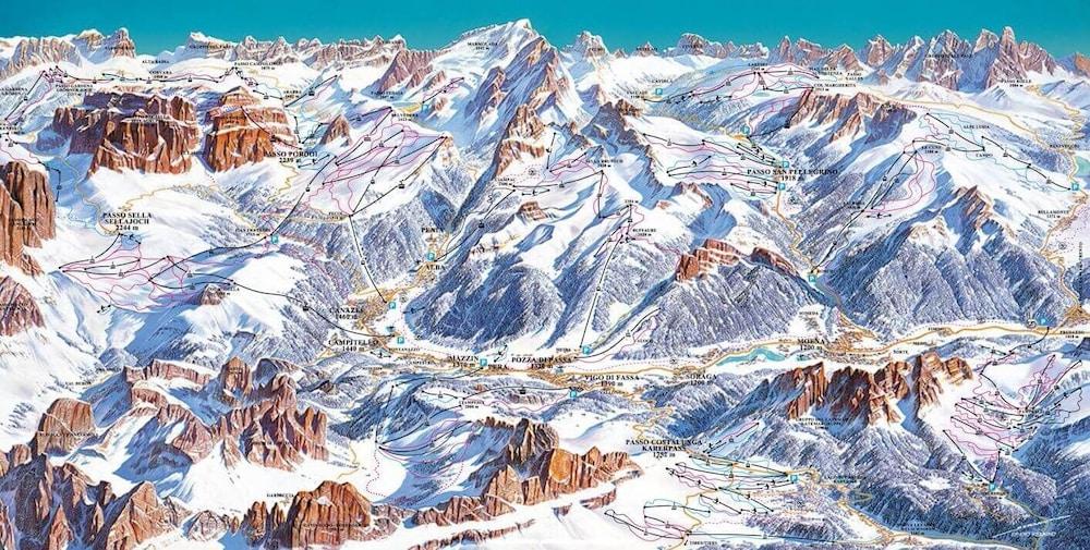 Hotel Club Regina E Fassa Mazzin Exteriér fotografie
